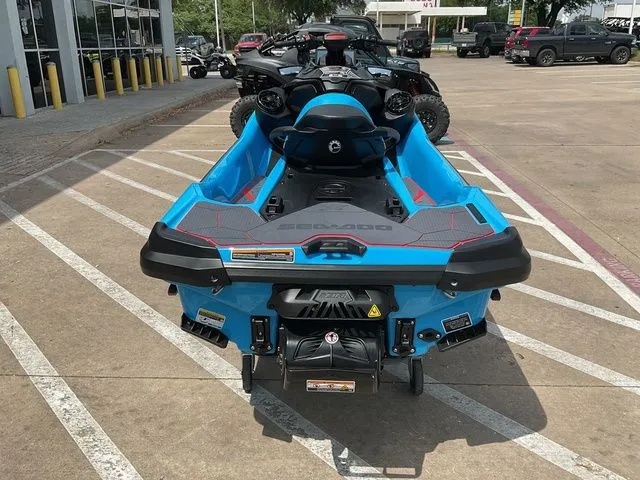 Slide: The Image of Sea-Doo RXT-X 2026 - 4