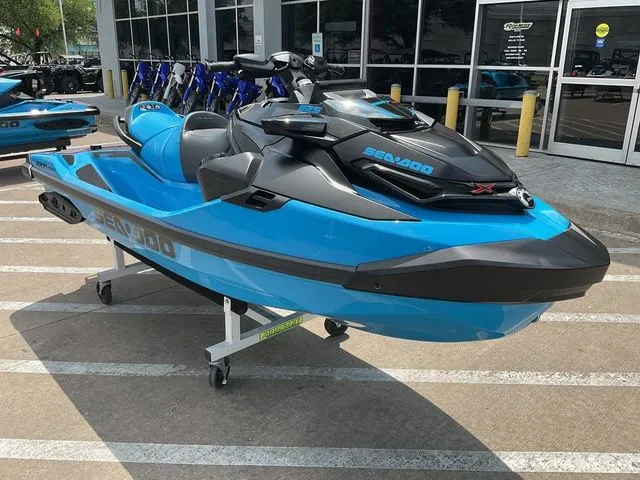 Slide: The Image of Sea-Doo RXT-X 2026 - 9