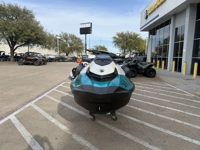Slide: The Image of Sea-Doo GTI SE 170 2026 - 3