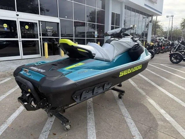 Slide: The Image of Sea-Doo GTI SE 170 2026 - 8