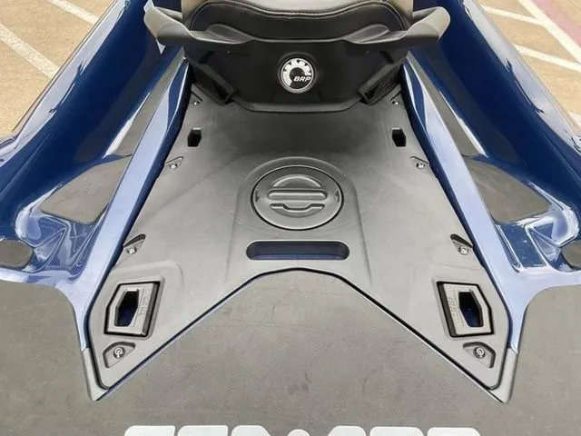 Slide: The Image of Sea-Doo GTX 170 2026 - 14