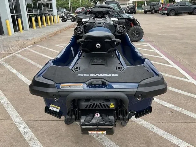 Slide: The Image of Sea-Doo GTX 170 2026 - 4
