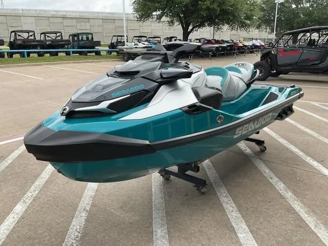 Slide: The Image of Sea-Doo GTX Limited 325 2026 - 7