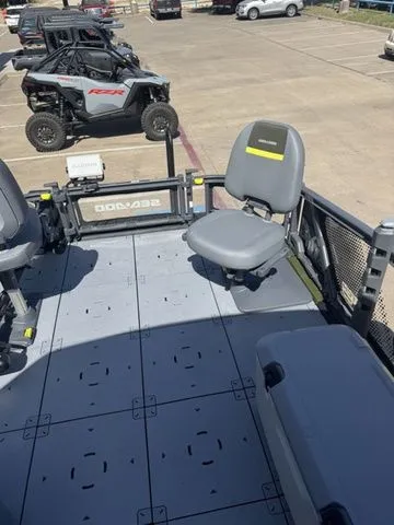 Slide: The Image of Sea-Doo Switch Fish 21 2025 - 14