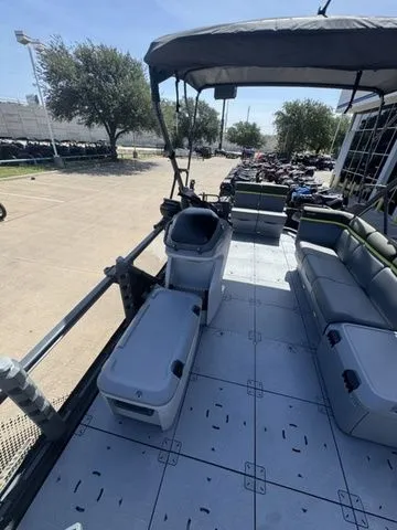 Slide: The Image of Sea-Doo Switch Fish 21 2025 - 15