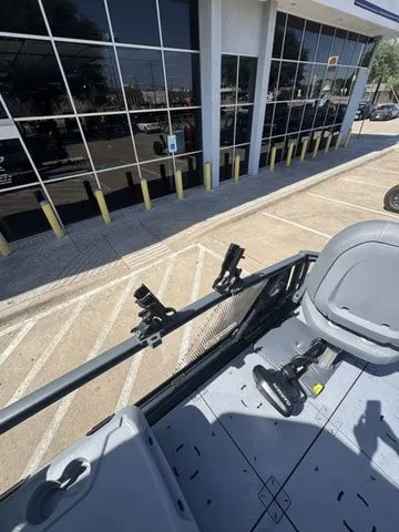 Slide: The Image of Sea-Doo Switch Fish 21 2025 - 22