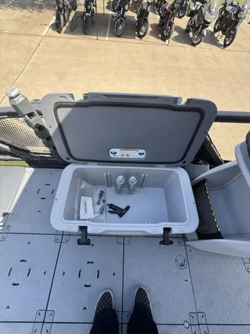 Slide: The Image of Sea-Doo Switch Fish 21 2025 - 24