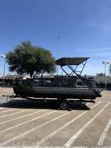 Slide: The Image of Sea-Doo Switch Fish 21 2025 - 6