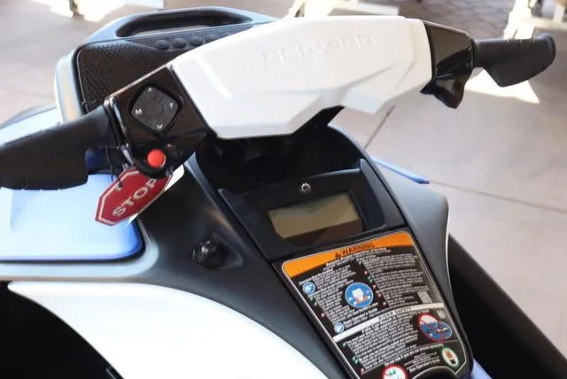Slide: The Image of Sea-Doo Spark for 3 2026 - 8