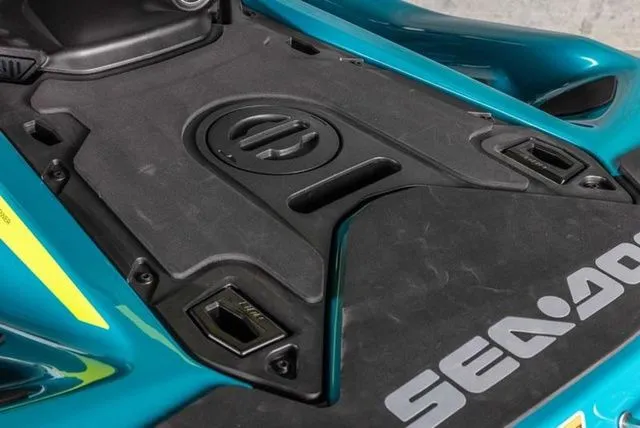 Slide: The Image of Sea-Doo GTI SE 130 2026 - 16