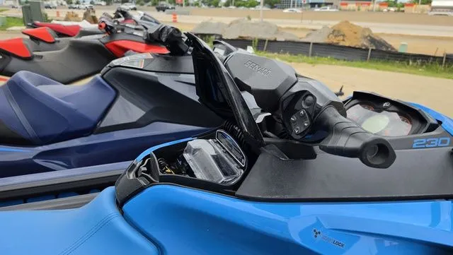 Slide: The Image of Sea-Doo RXT 2018 - 13