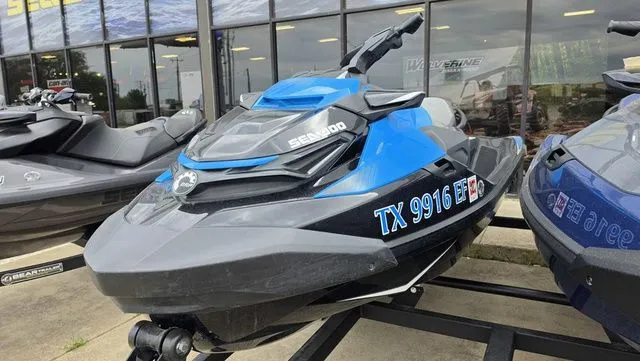 Slide: The Image of Sea-Doo RXT 2018 - 5