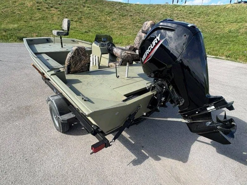 Slide: The Image of Lund 1870 Predator SS 2022 - 26