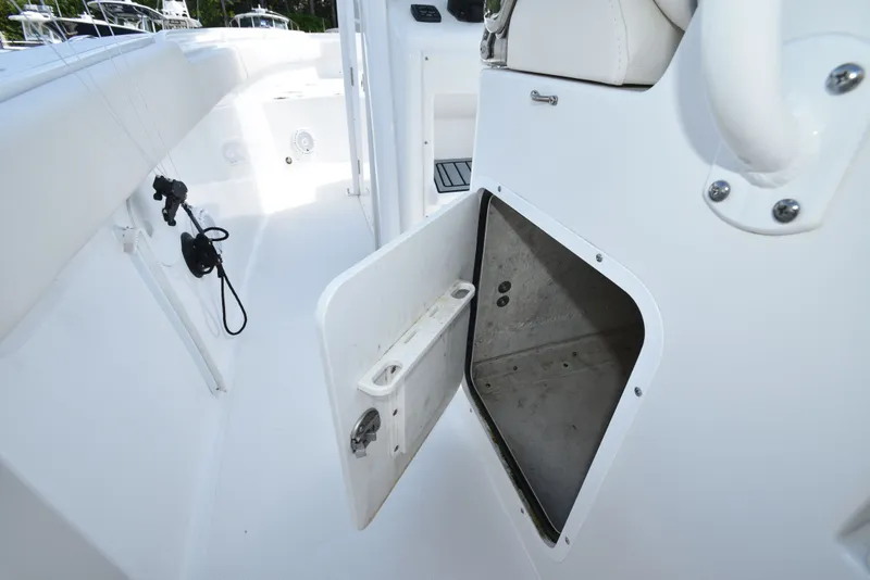 Slide: The Image of Sea Hunt 27 GAMEFISH FS 2023 - 22