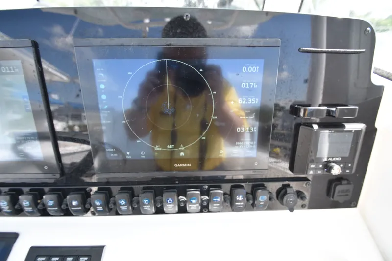 Slide: The Image of Sea Hunt 27 GAMEFISH FS 2023 - 33