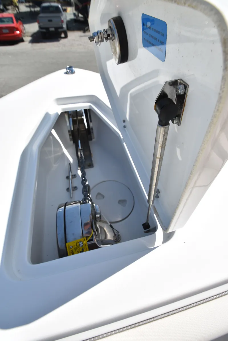 Slide: The Image of Sea Hunt 27 GAMEFISH FS 2023 - 40