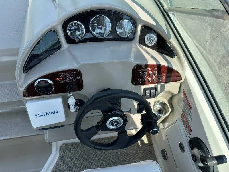 Slide: The Image of Sea Ray Sundancer 260 2006 - 20