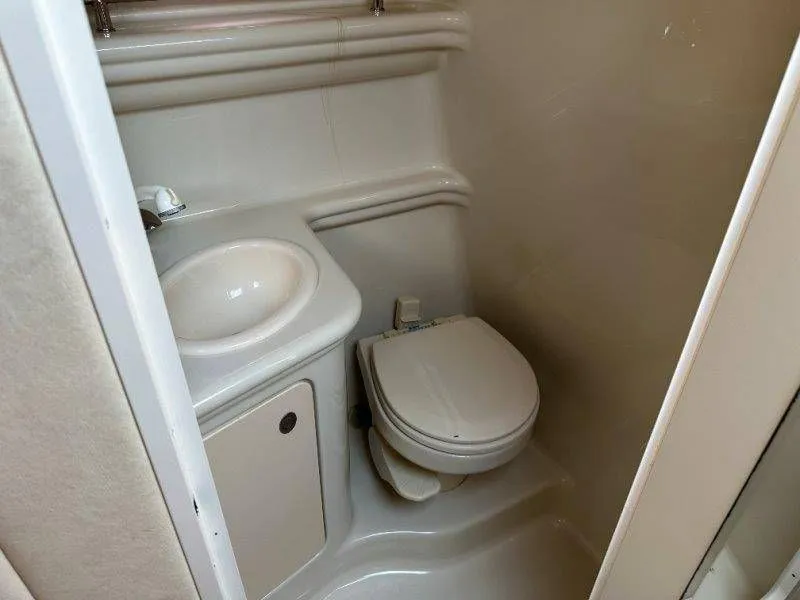 Slide: The Image of Sea Ray Sundancer 260 2006 - 32
