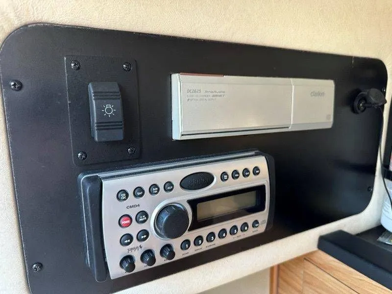 Slide: The Image of Sea Ray Sundancer 260 2006 - 40