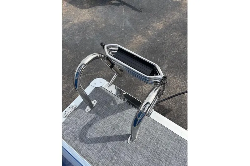 Slide: The Image of Stainless steel ladder on 2026 Sun Tracker Party Barge 16 DLX pontoon boat. - 10