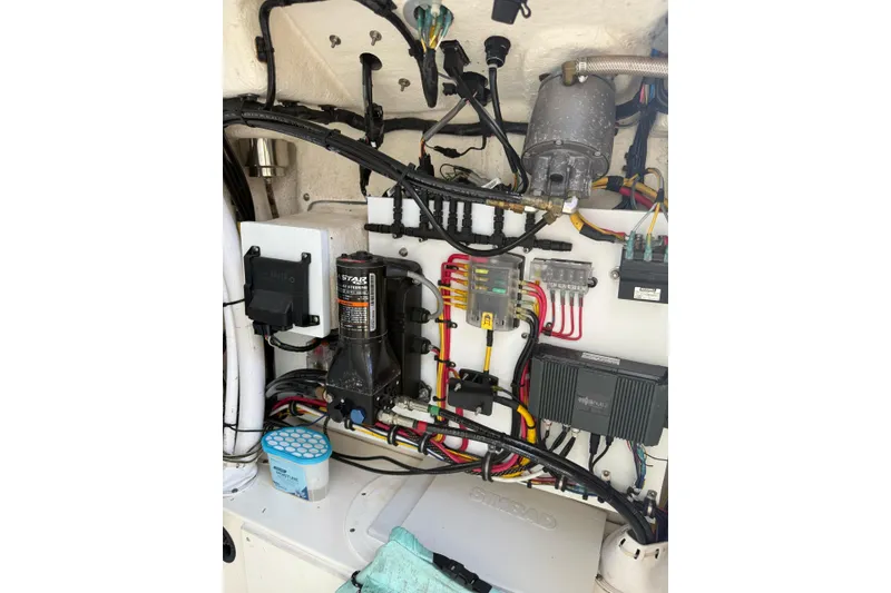 Slide: The Image of 2021 Sea Born LX24 Center Console boat wiring and electrical components. - 8