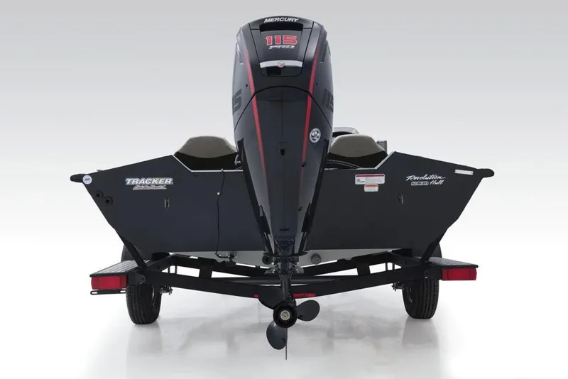 Slide: The Image of Rear view of 2018 Tracker Pro Team 190 TX boat with outboard motor. - 34