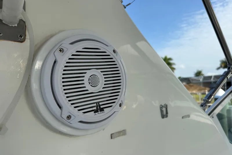 Slide: The Image of JL Audio speaker on 2002 Cruisers Yachts 4450 Express Motoryacht, exterior view. - 16