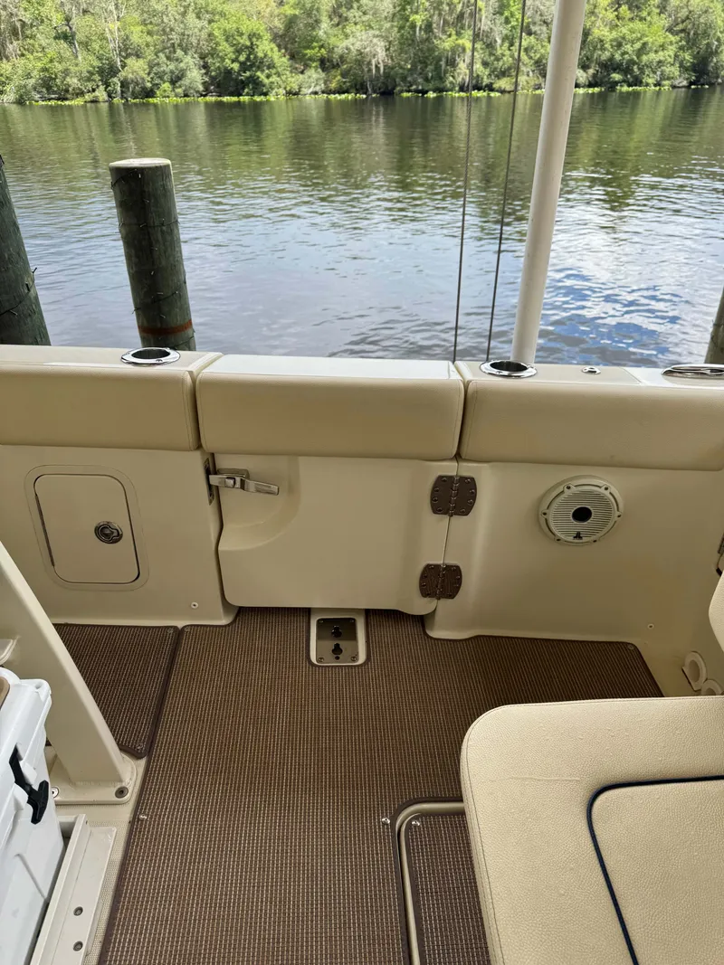 Slide: The Image of Chris-Craft Catalina 24 2023 - 37