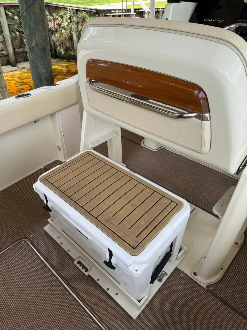 Slide: The Image of Chris-Craft Catalina 24 2023 - 40