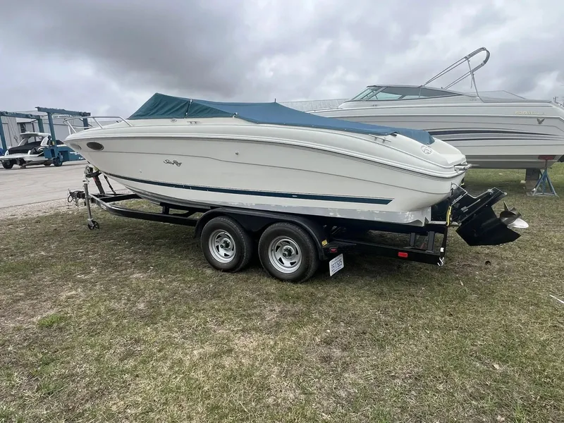 Slide: The Image of Sea Ray 230 Overnighter 1998 - 3