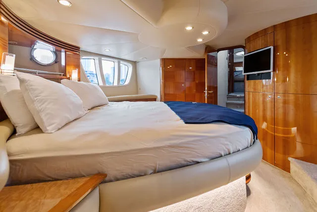 Slide: The Image of Azimut 55 2019 - 57