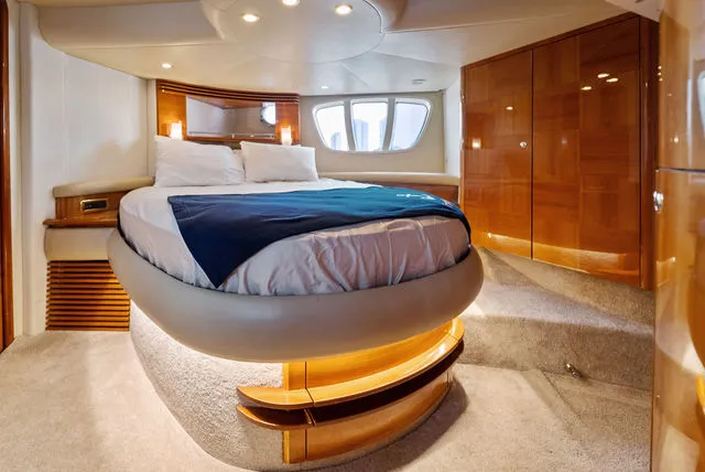 Slide: The Image of Azimut 55 2019 - 59