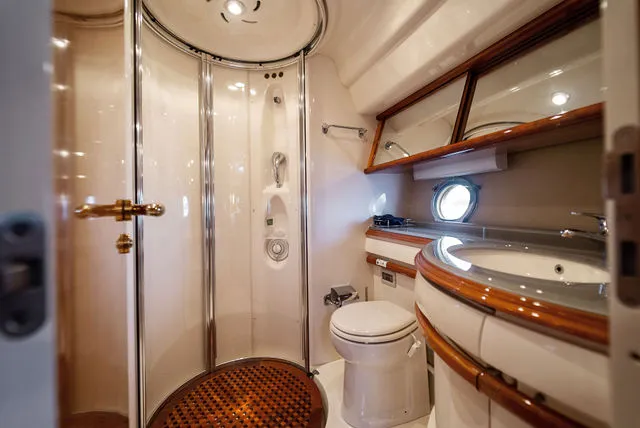 Slide: The Image of Azimut 55 2019 - 72