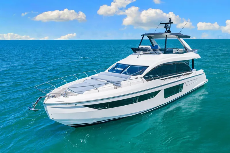 Slide: The Image of Azimut Fly 68 2025 - 0