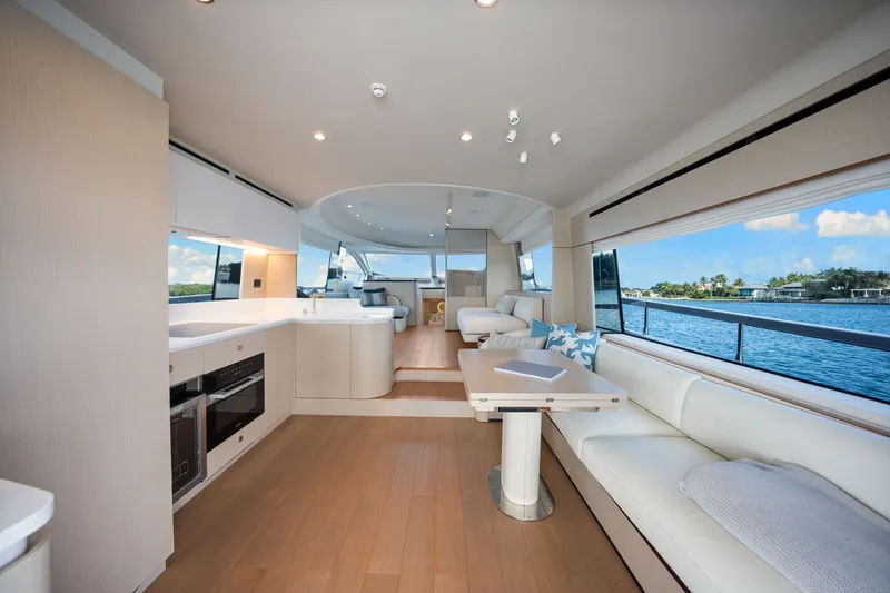Slide: The Image of Azimut Fly 68 2025 - 36
