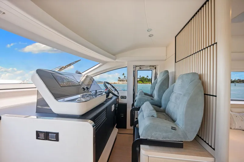 Slide: The Image of Azimut Fly 68 2025 - 52