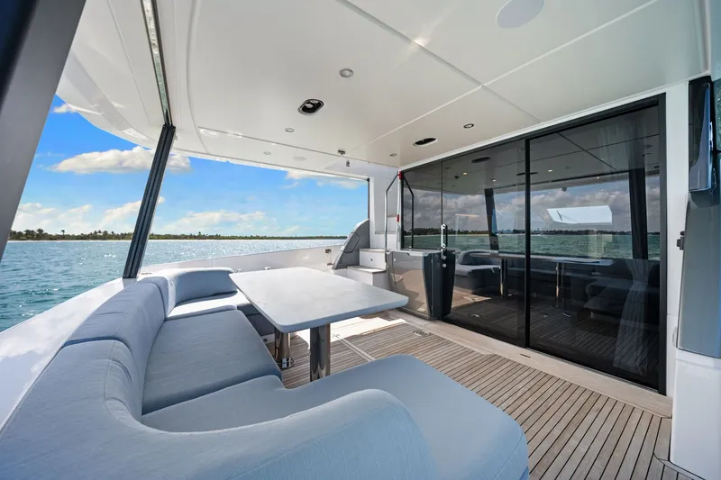 Slide: The Image of Azimut Fly 68 2025 - 57