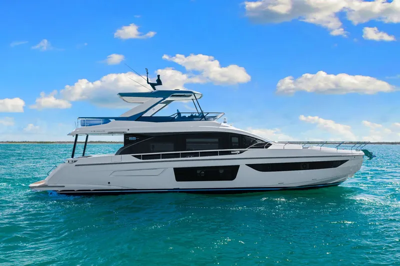 Slide: The Image of Azimut Fly 68 2025 - 6