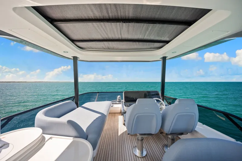Slide: The Image of Azimut Fly 68 2025 - 69