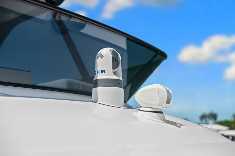 Slide: The Image of Azimut Fly 68 2025 - 78