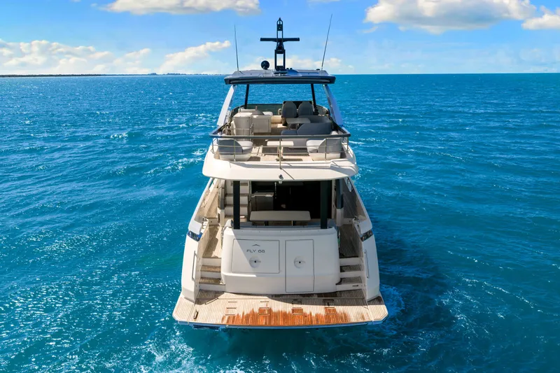 Slide: The Image of Azimut Fly 68 2025 - 85