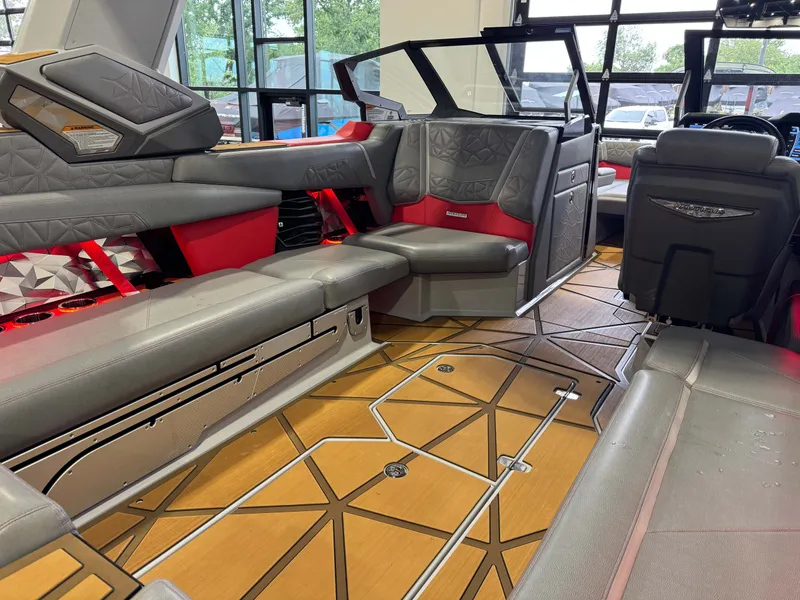 Slide: The Image of Nautique Super Air Nautique G25 Paragon 2024 - 17