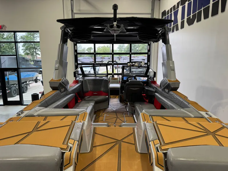 Slide: The Image of Nautique Super Air Nautique G25 Paragon 2024 - 9