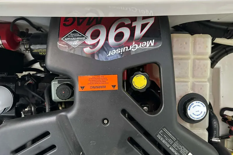 Slide: The Image of Engine compartment of a 2002 Formula 280 Bowrider with MerCruiser 496 MAG engine. - 28