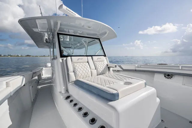 Slide: The Image of Yellowfin 42 Offshore 2023 - 66
