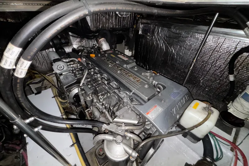 Slide: The Image of Engine room of 2004 Cruisers Yachts 405 Express Motoryacht with diesel engine. - 48