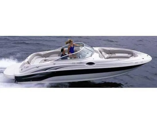 The Image of Sea Ray 240 Sundeck 2004 - undefined