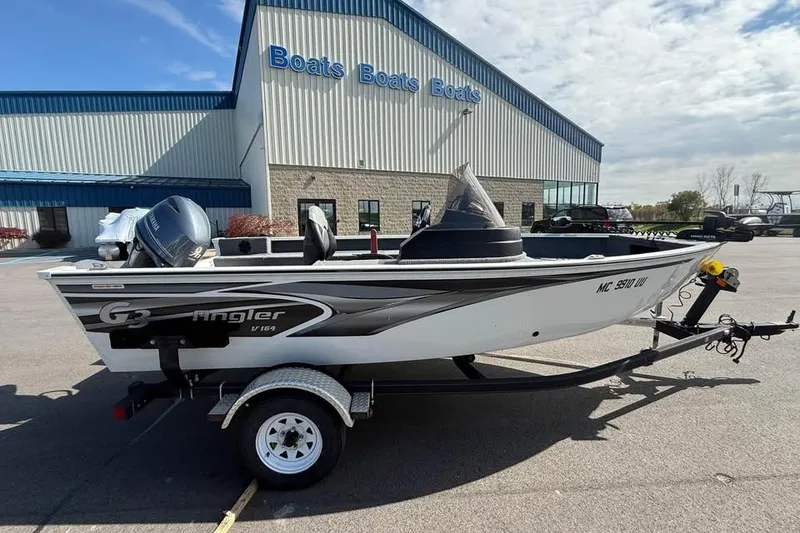 The Image of 2022 G3 Angler V164 C boat on trailer outside dealership. - 0