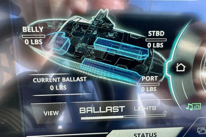 Slide: The Image of Dashboard display of 2018 Nautique Super Air Nautique GS22 ballast system showing zero weight. - 47