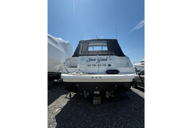 The Image of Sea Ray Sundancer 460 yacht, 2000 model, docked in New York, rear view. - 0